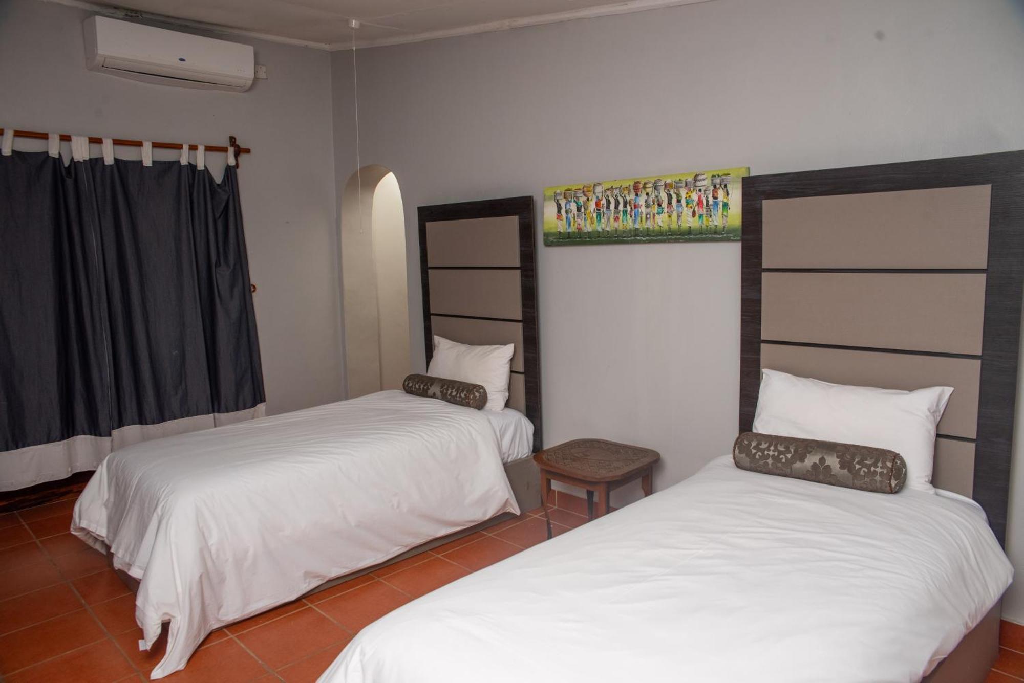 Sunbird Chintheche Hotel Nkhata Bay Exterior photo